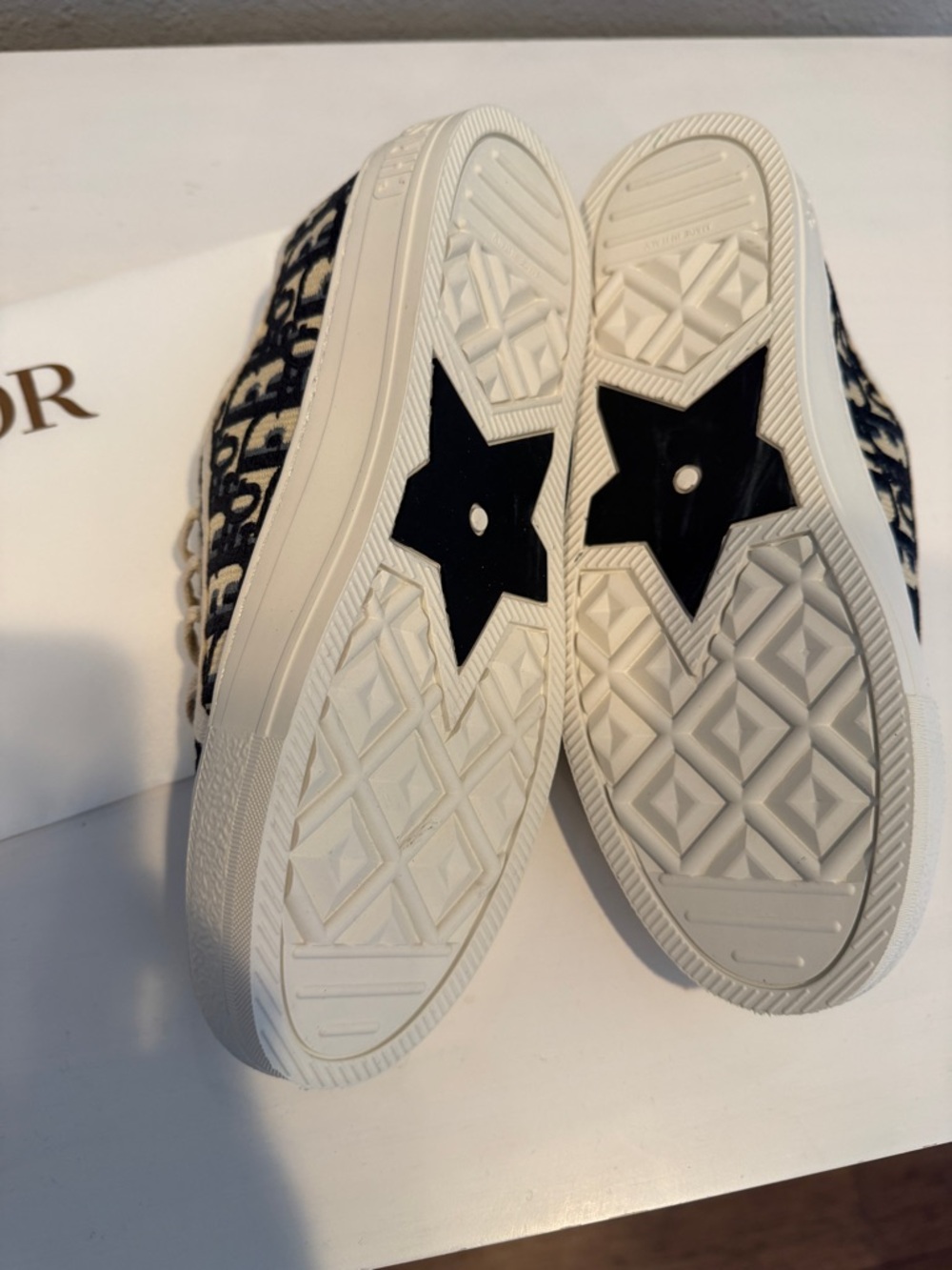 Christian Dior Walk’n’Dior Oblique Sneakers – Size 38 🤍 - Picture 3 of 6